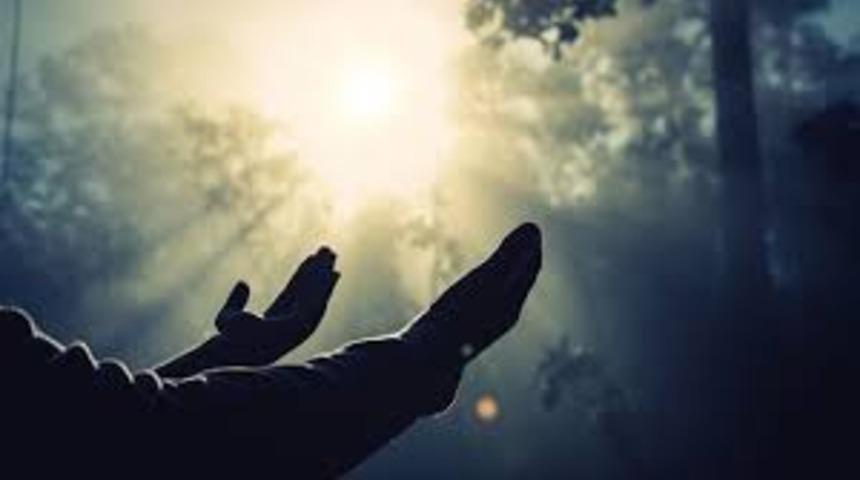 Seyyidü’l İstiğfar Duası Arapça, Türkçe okunuşu ve meali: Tövbe istiğfar duası nedir, nasıl tövbe edilir? 