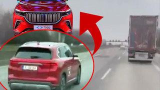 Her karede ayrı bir detay! Togg, Almanya’da trafikte saniye saniye görüntülendi… 