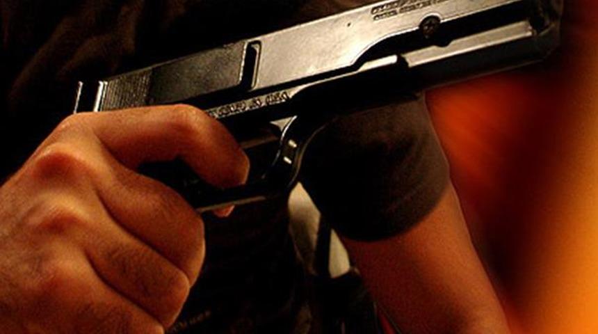 Adana'da silahlı kavga: Aynı aileden 4 kişi yaralandı