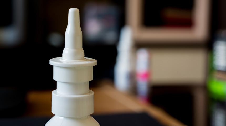 Burun tıkanıklığına doğal çözüm: Ev yapımı burun spreyi