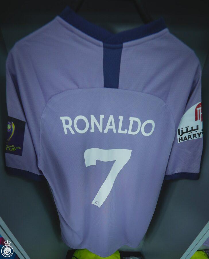 Arap yarımadası Ronaldo'yu konuşuyor! İkinci maçındaki performansı alay konusu oldu... Al Nassr Al Ittihad'a 3-1 mağlup olarak Süper Kupa'dan elendi G2