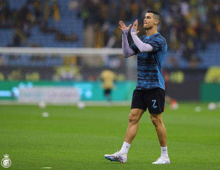 Arap yarımadası Ronaldo'yu konuşuyor! İkinci maçındaki performansı alay konusu oldu... Al Nassr Al Ittihad'a 3-1 mağlup olarak Süper Kupa'dan elendi G3