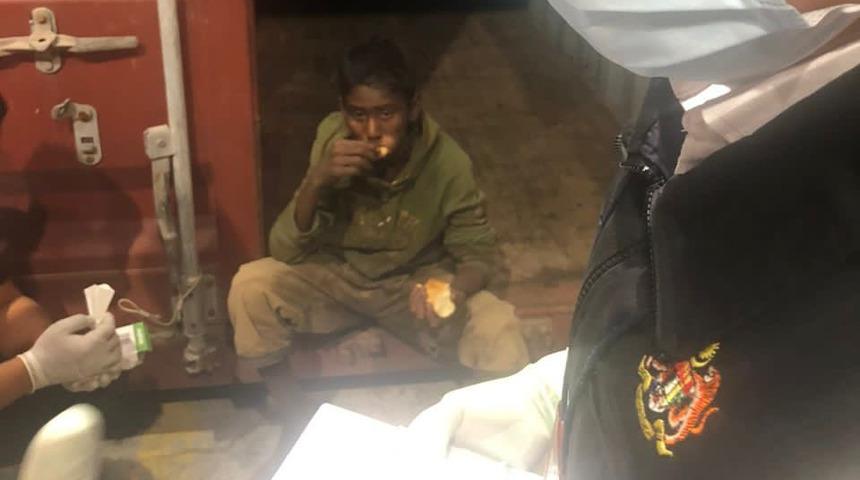 Şaşırtan olay: Saklambaç oynarken ülke değiştirdi!