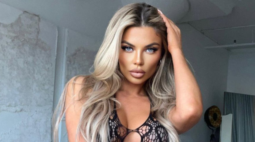 Sosyal medya fenomeni Anastasia Nova’nın kıyafetine kimse anlam veremedi! “Nereden başlıyor?”