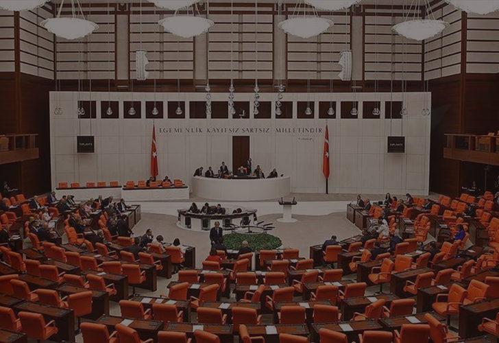 Son dakika: Yapılandırma düzenlemesi Meclis Başkanlığı'na sunuldu