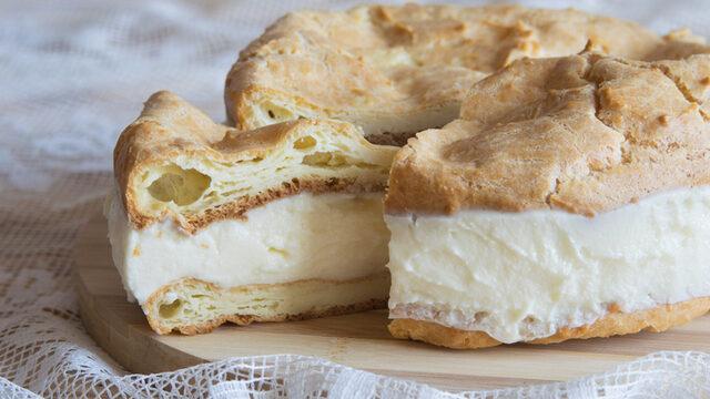 Polonya mutfağından farklı bir tarif: Karpatka tatlısı! Zuhal Topal'la Yemekteyiz karpatka tatlısı malzemeleri ve tarifi!