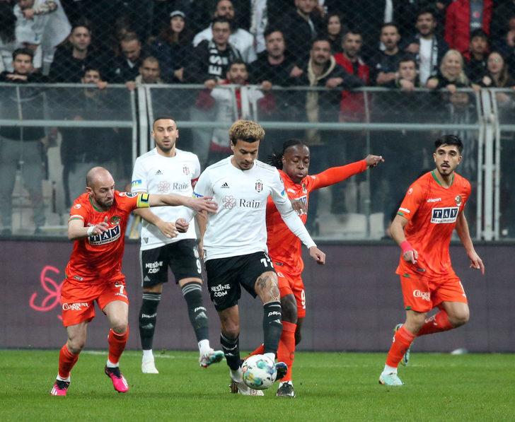 Beşiktaş Alanyaspor'u 3-0 mağlup etti, Erman Toroğlu'nun o sözleri gündeme bomba gibi düştü! "İnanılır gibi değil, aptalca" G4