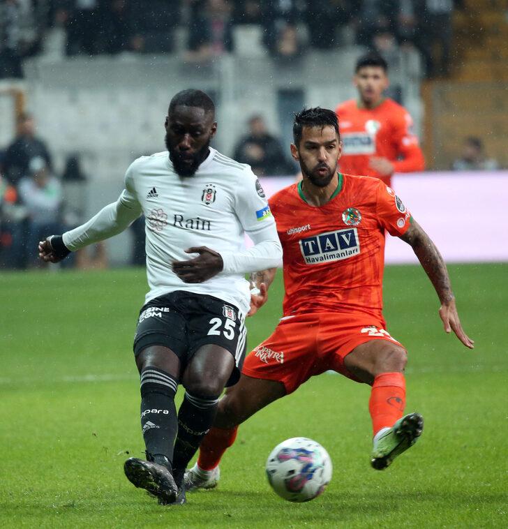 Beşiktaş Alanyaspor'u 3-0 mağlup etti, Erman Toroğlu'nun o sözleri gündeme bomba gibi düştü! "İnanılır gibi değil, aptalca" G2
