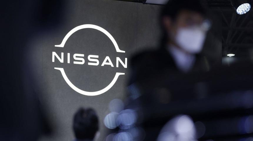 Nissan marka arabası olana şok! Motoru alev alabilir: Dünya devi, yüzbinlerce aracını geri çağırdı