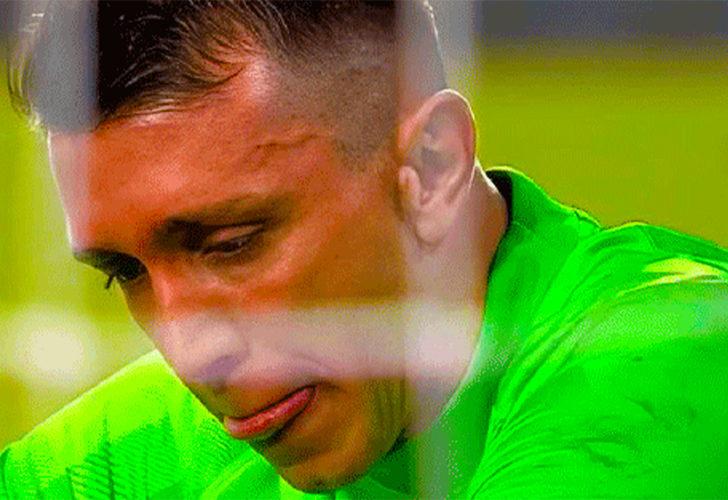 FIFA Galatasaray'ın başarılı kalecisi Fernando Muslera'ya 4 maç ceza verdi!