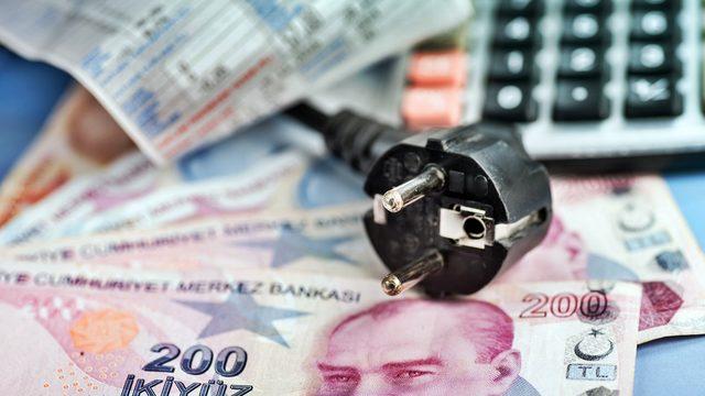 Yaz saati mi kış saati mi? Gündemden düşmüyordu: Bakan Bayraktar, 'Sadece yüzde 20'sine denk geliyor' diyerek açıkladı