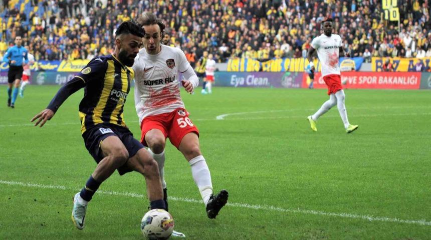 Gaziantep FK deplasmanda Ankaragücü'nü 2-0 mağlup etti! Antep ekibi Erol Bulut'suz çıktığı ilk mücadeleden galibiyetle ayrıldı 