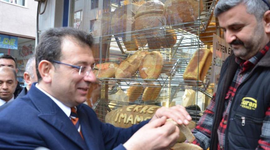 Ekrem İmamoğlu ile esnaf arasında ilginç diyalog! 'Ekmek gibi yesinler Ekrem'i diyorsunuz yani'