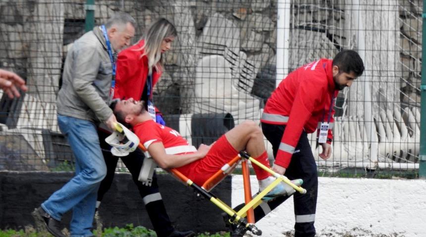 Çeşme Belediyesporlu oyuncunun 3 kaburgası kırıldı