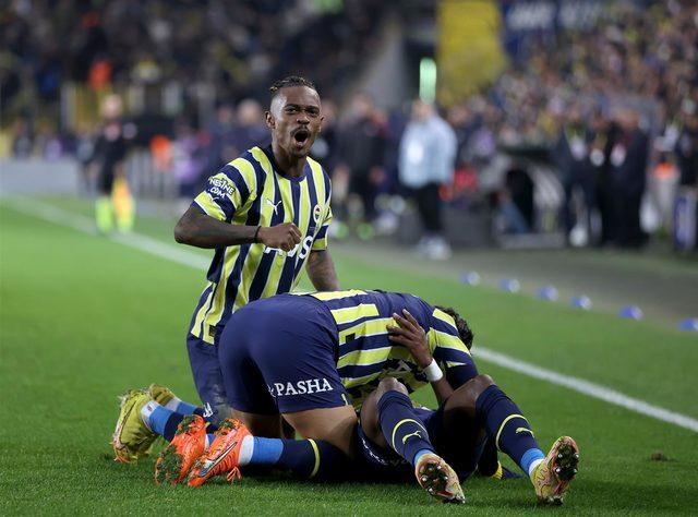 AA-20230129-30121044-30121032-FENERBAHCE_KASIMPASA (Large)