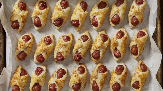 Airfryer sosisli puf böreği tarifi: Airfryer'da sosisli puf böreği nasıl yapılır?