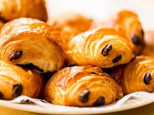 Airfryer milföyden çikolatalı kruvasan tarifi: Airfryer'da milföyden çikolatalı kruvasan nasıl yapılır?
