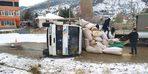 Saman yüklü kamyon devrildi: 1 kişi yaralandı