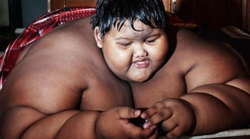 G&uuml;nde 5 &ouml;ğ&uuml;n pilav yiyerek 192 kilo olan Arya'nın hikayesi