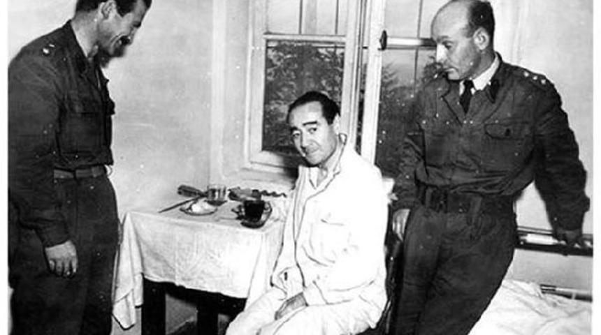 Adnan Menderes'in idamını fotoğraflayan İsmail Şenyüz toprağa verildi
