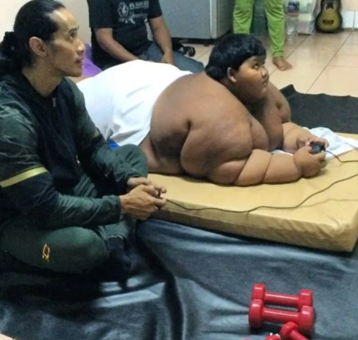 Dünyanın en şişman çocuğu olarak ünlenmişti! 9 yaşında 200 kiloydu... Kilo verme serüvenini paylaştı G3