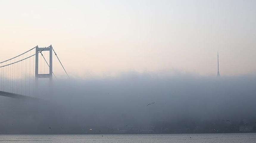 İstanbul Boğazı'nda gemi trafiği durduruldu