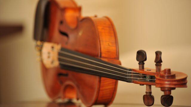 Keman tellerini yenilemek isteyenler için en iyi keman teli önerileri