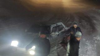 Adana'da kar nedeniyle kapanan kara yolu açıldı