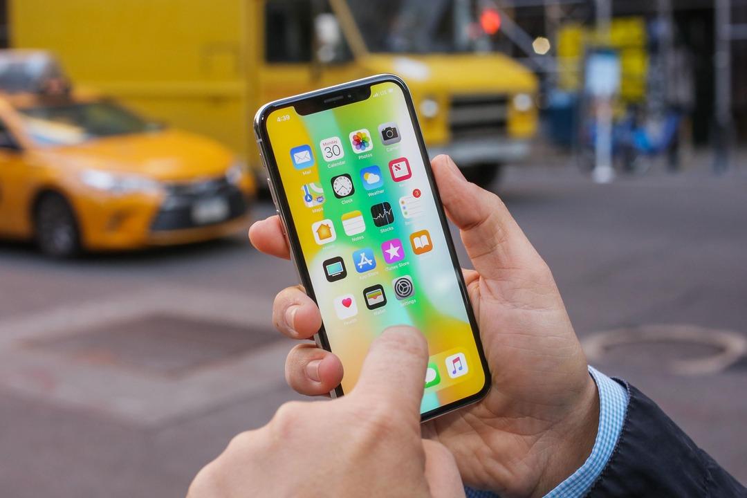 Apple d&uuml;n gece yayınladı! iPhone kullananlar dikkat