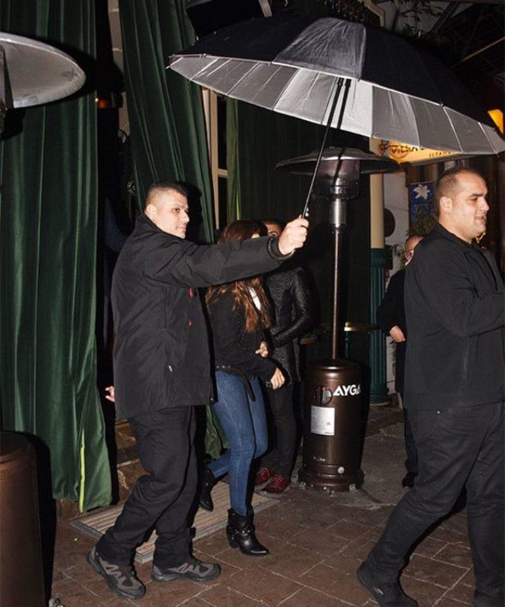 Hande Erçel'deki ego dünya starlarında yok! G4