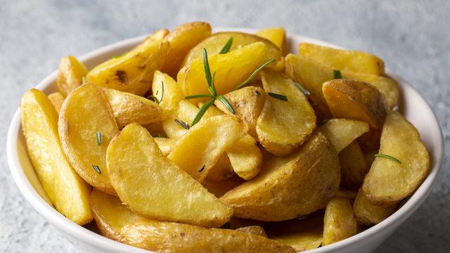 Airfryer elma dilim patates tarifi: Airfryer'da elma dilim patates nasıl yapılır?