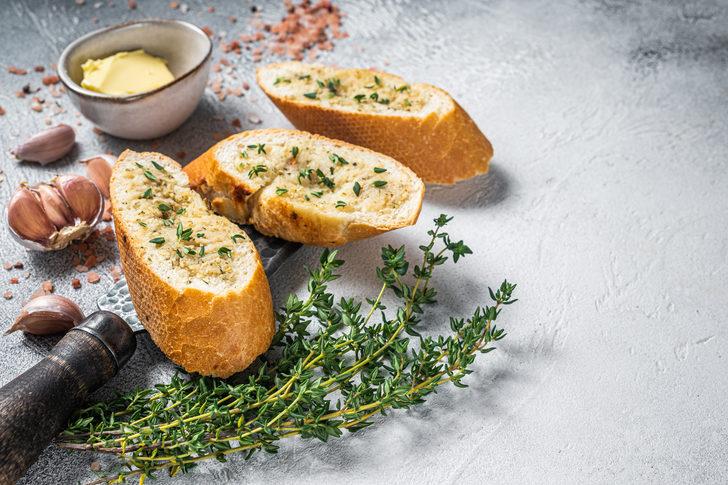 Airfryer sarımsaklı ekmek tarifi: Airfryer'da sarımsaklı ekmek nasıl yapılır?