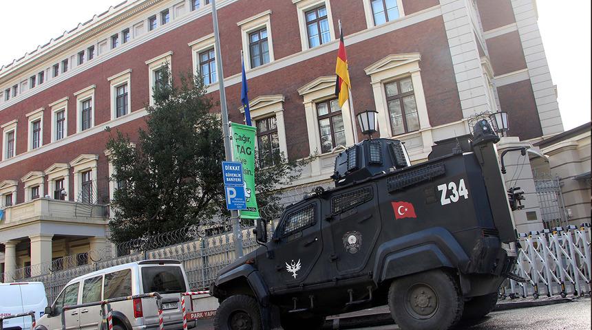 Açıklamalar peş peşe geldi! Almanya, Hollanda ve İngiltere başkonsoloslukları 1 gün kapalı olacak