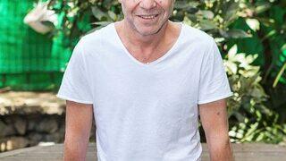 Levent Yüksel'in 22 yaşındaki sevgilisi! Yaş farkı 31...