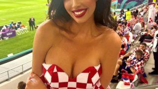 Dünya Kupası’nı seksi tarzıyla sallamıştı! Miami Sahili'nde cimri beyaz bikinisiyle büyüledi