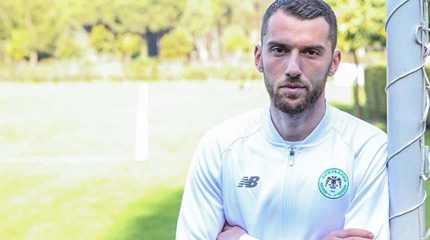 Süper Lig'in yıldızı komşuya transfer oldu! Zymer Bytyqi, Olympiakos'ta!