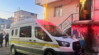 Ataşehir'de korkunç olay! Yangına giden itfaiye ekipleri, evdeki çekyatın için kadın cesedi buldu