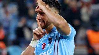 İki hafta sonra 11'de başlayan Trezeguet 3 puanı getirdi! Trabzonspor Antalyaspor'u 2-0 mağlup etti
