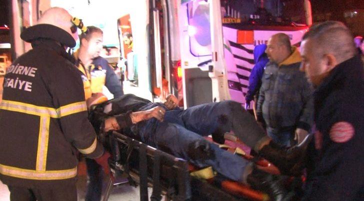 Edirne’de ekipler araçta sıkışan yaralı kadını kurtarmak için seferber oldu