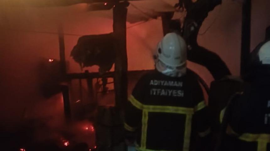 Boş evde yangın çıktı