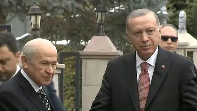 SON DAKİKA | Cumhurbaşkanı Erdoğan'dan MHP lideri Bahçeli'ye ziyaret! Kritik konular masada