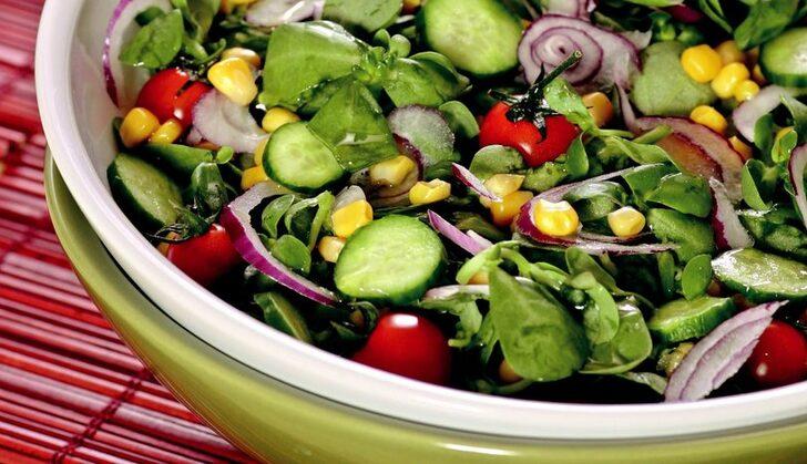 Pirpirim salatası nasıl yapılır? Zuhal Topal'la Yemekteyiz pirpirim salatası tarifi ve malzemeleri! 
