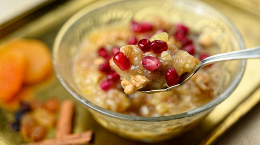 Rengarenk aşure tarifi: Cevizli fındıklı aşure nasıl yapılır? Aşure malzemeleri neler?