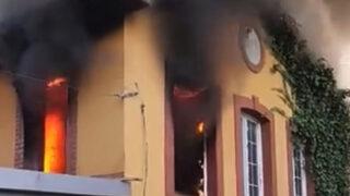 Son dakika: Kadıköy'de metruk karakol binasında yangın çıktı! Ekipler bölgede