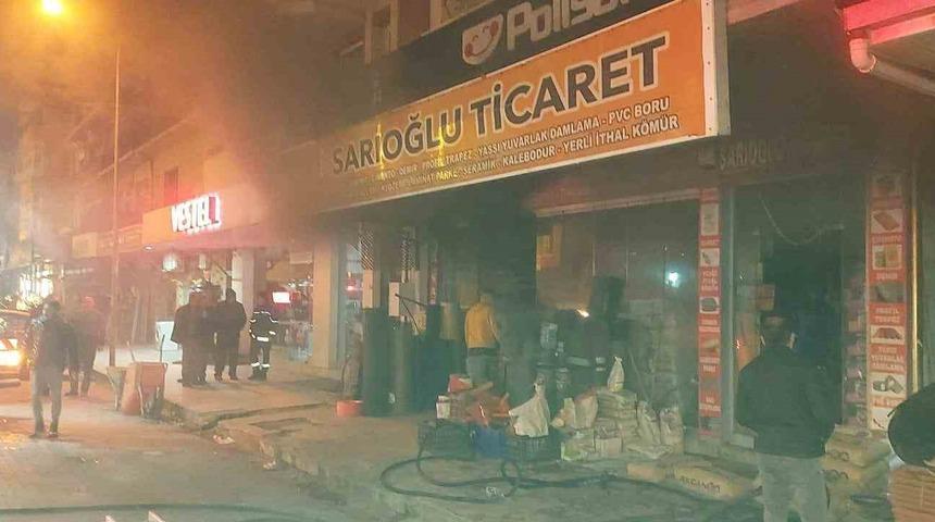Yenice’de bir iş yerinin bodrum katında yangın çıktı
