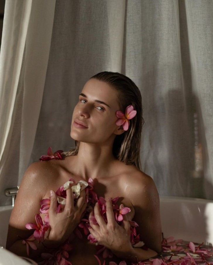 Almanya’nın en güzel polis memuru olarak ünlendi! Müstehcen pozları için kariyerinden vazgeçti... “Pişman değilim” G2