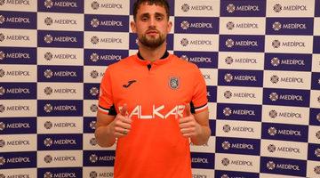 Başakşehir'den ses getirecek transfer hamlesi! Bir zamanların genç yıldızı artık Türkiye'de!