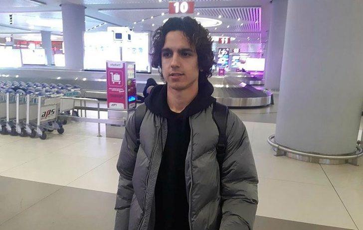 Emre Demir kimdir, kaç yaşında, hangi takımlarda oynadı? Samsunspor, Fenerbahçe'den Emre Demir'i sezon sonuna kadar kiraladı!