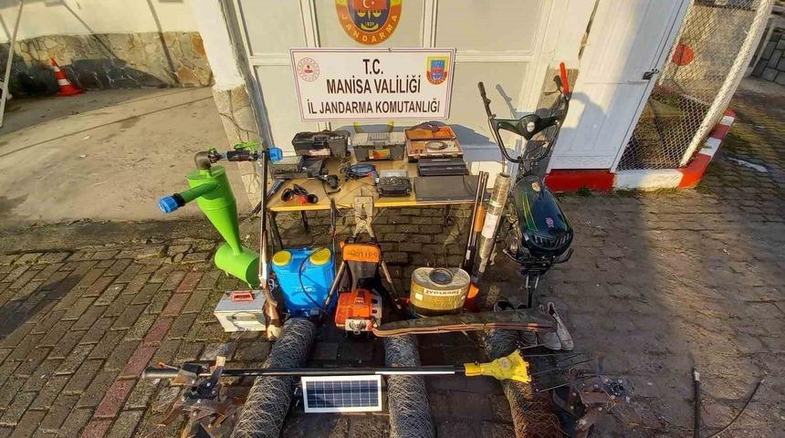 Kırkağaç’taki hırsızlık olaylarının şüphelileri İzmir’de yakalandı