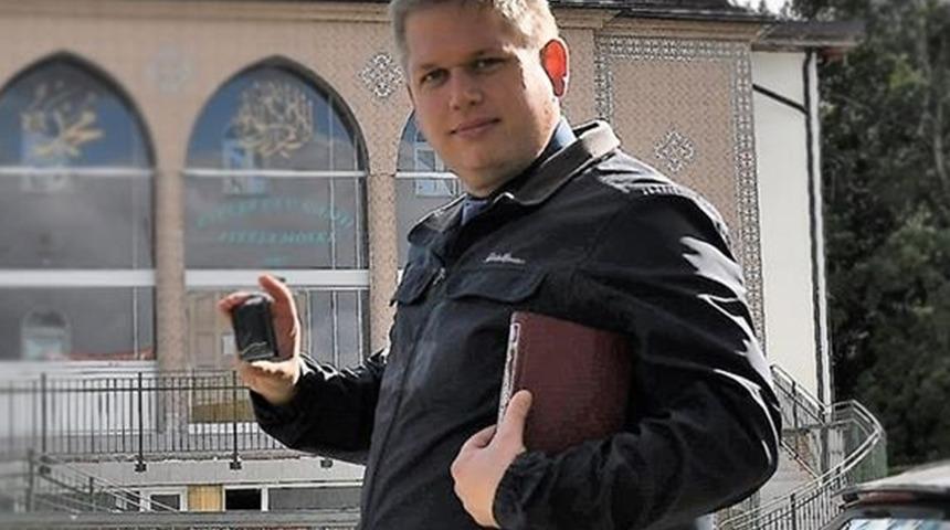 Kur'an-ı Kerim yakan Paludan'dan bir skandal daha! Çocuklarla cinsel içerikli sohbetlerinin ses kayıtları ortaya çıktı 'Mutfakta çıplak dolaşıyorum'